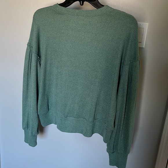 Green Ribbed Sweater - Picture 2 of 5